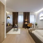 Royal Suite, Apartahotel