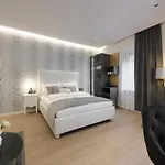 Royal Suite, Apartahotel