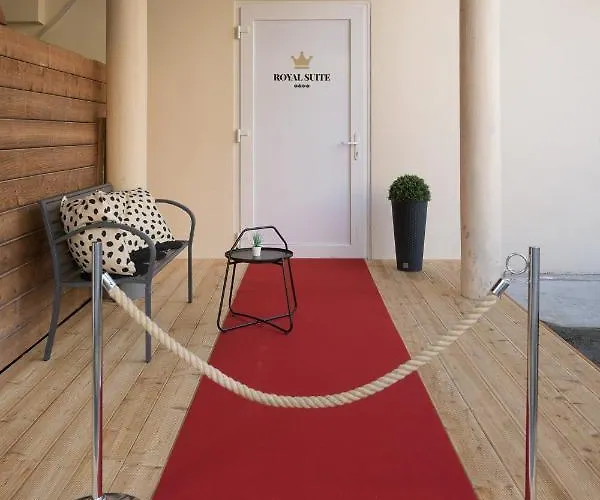 Aparthotel Royal Suite,