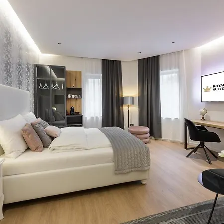 מלון דירות Royal Suite,